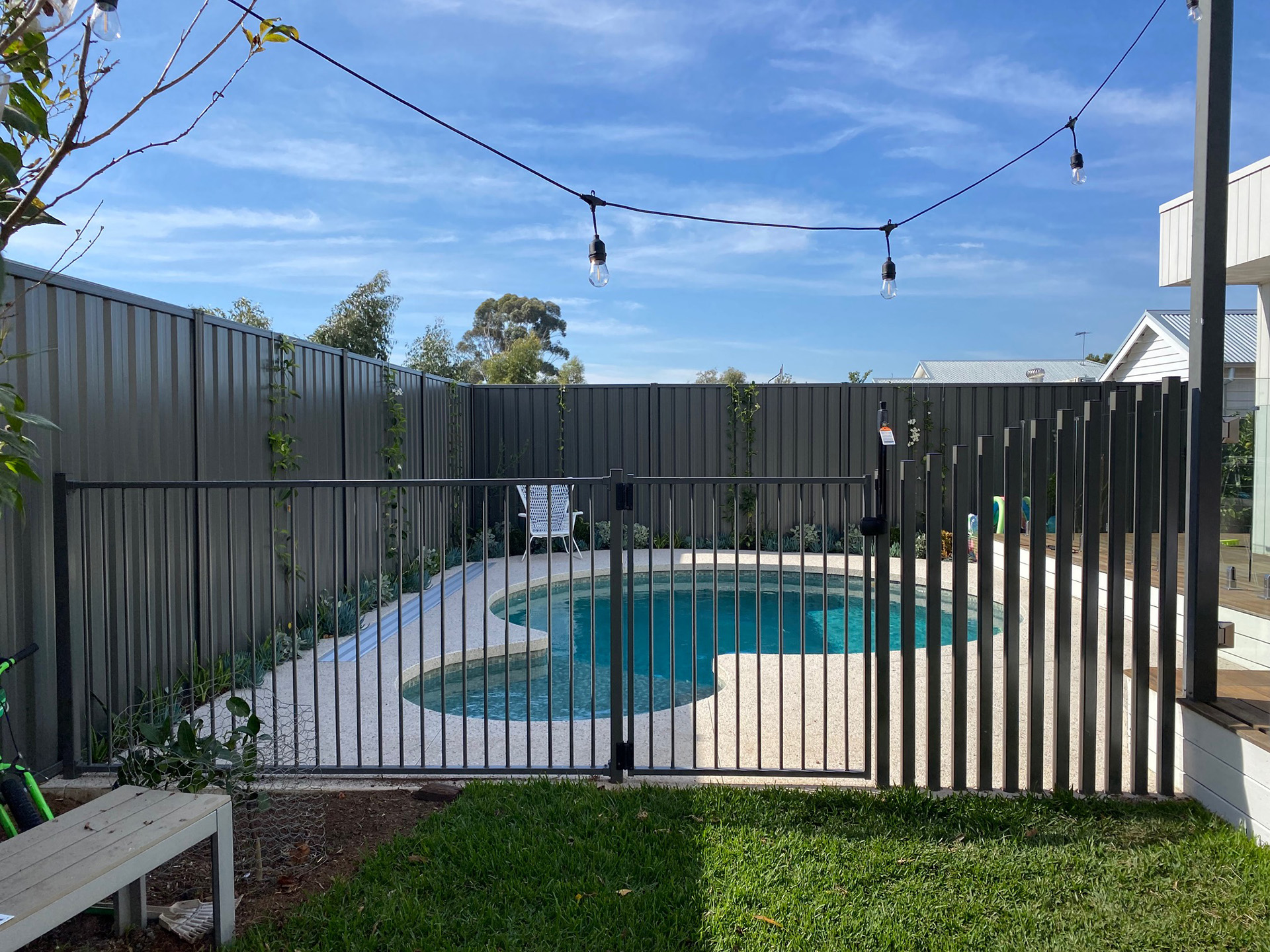 Albion Round Pool - Venetian Pools