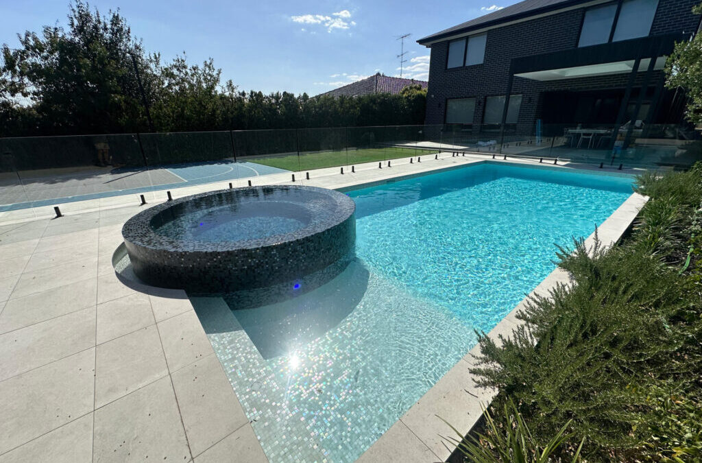 Pool and Round Spa Combinations Malvern