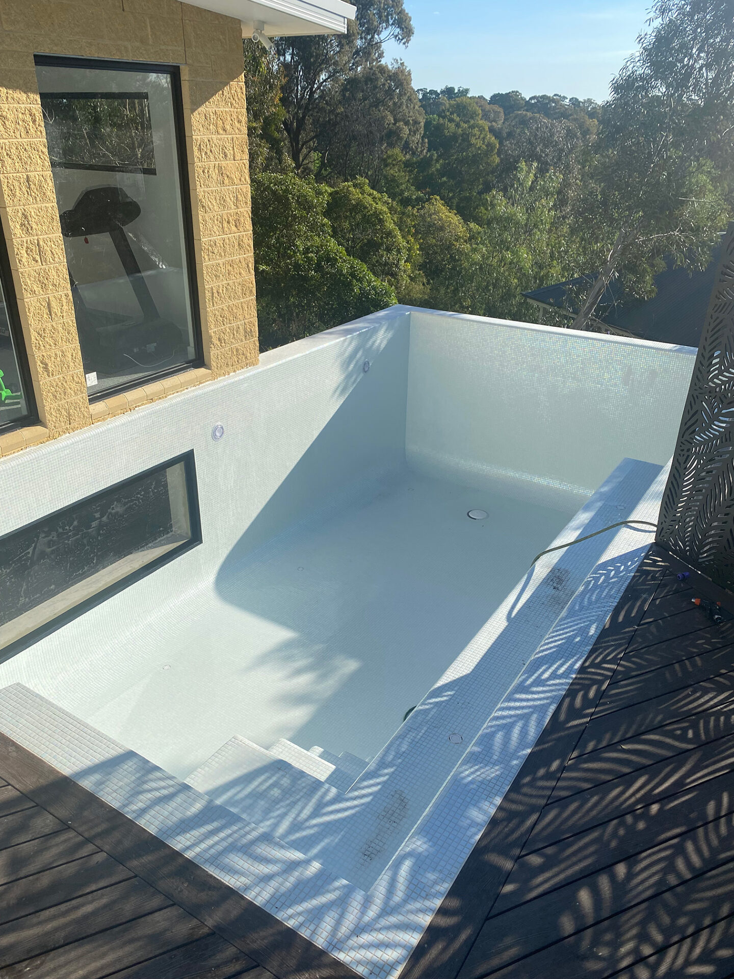Acrylic Windows Venetian Pools