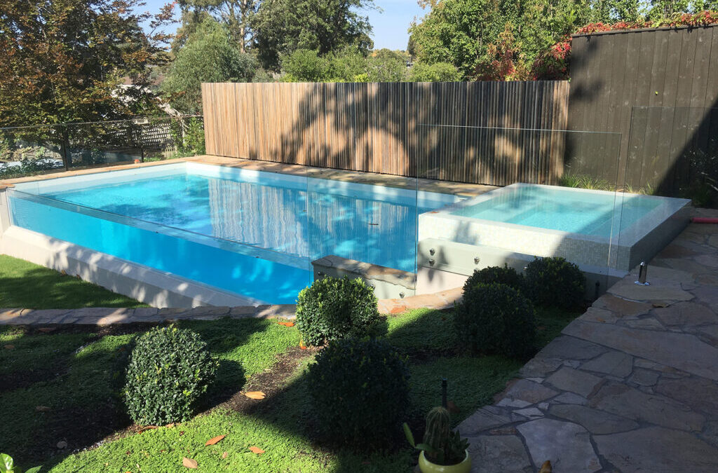 Acrylic Window Pools Crystal Clear